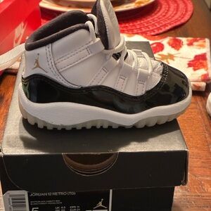 Jordan Kids Black and White Sneakers